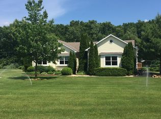 2748 Independence Ln, Hartland, MI 48353