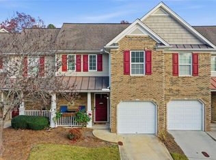 550 Fox Creek Xing, Woodstock, GA 30188