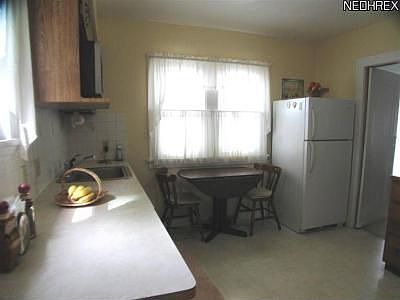 4th image of 6801 Dellbank Dr