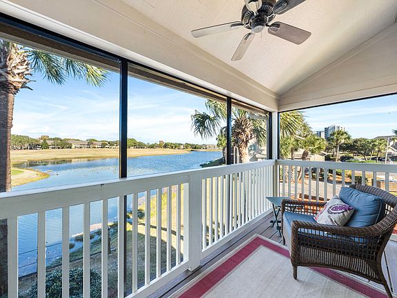 2nd image of 35 Driftwood Bay S Unit 133