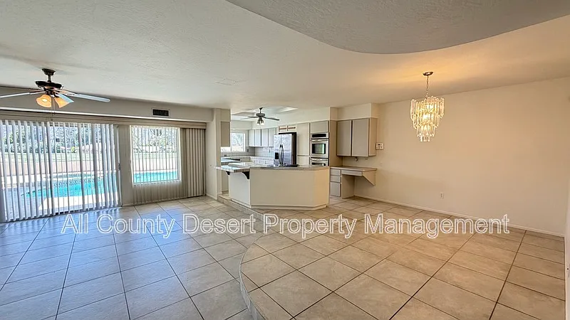 Building Photo - 76955 California Dr