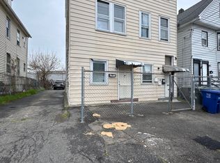 265 6th St #2A, Bridgeport, CT 06607