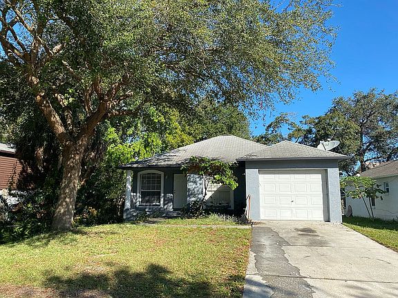 3rd image of 2825 61st Ave N