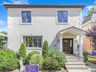 1098 Edgewood Ln, Fort Lee, NJ, 07024