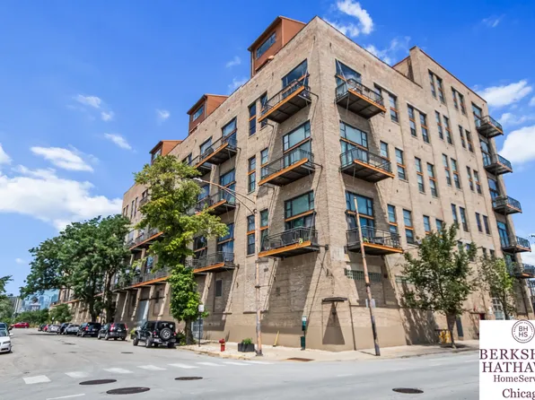 2545 S Dearborn St APT 608, Chicago, IL 60616