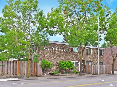 8701 35th Ave NE APT 9, Seattle, WA, 98115