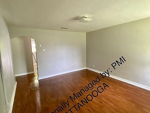 4th image of 5601 Belaire Dr APT C