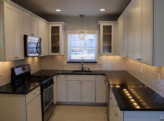 2nd image of 368 Adolphus Ave