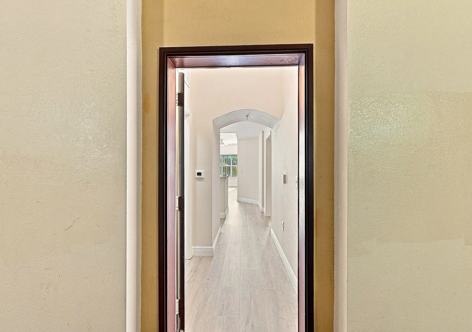 2BR/2BA Condo in The Madison, located in the Waterfront District of downtown St. Petersburg. — Photo 4