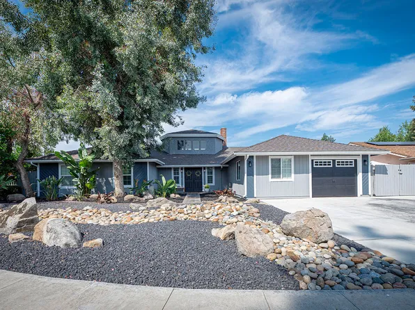 823 N Bollinger Street, Visalia, CA 93291