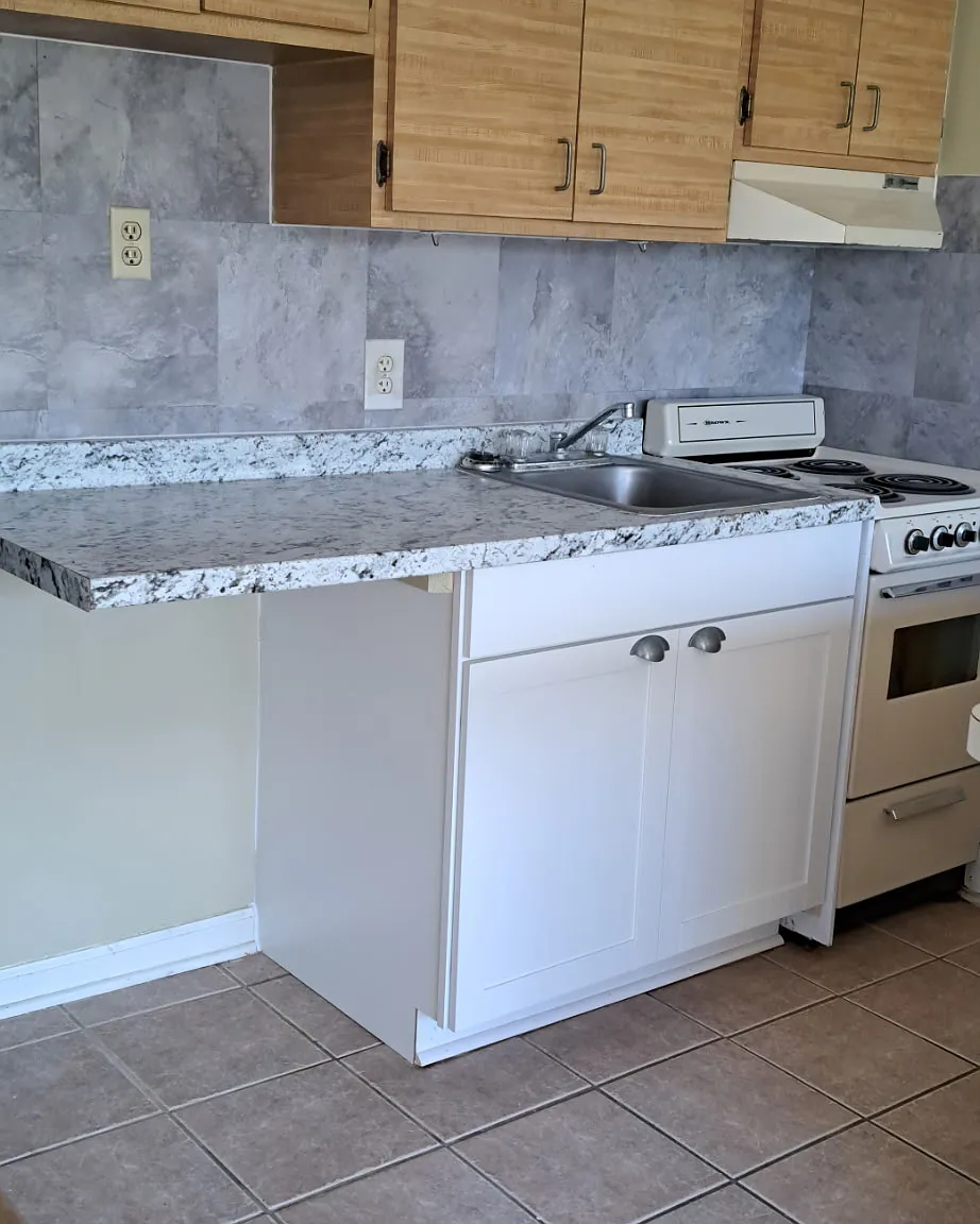 Studio, 336 sqft, $1,000 — Photo 2