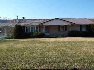 505 W Maple St, Valley View, PA 17983