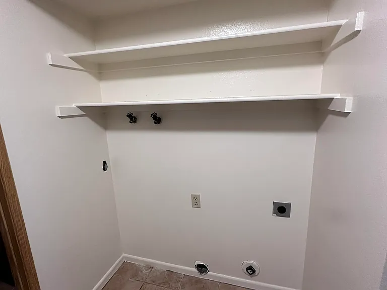 984 N 150 W #3 — Photo 8