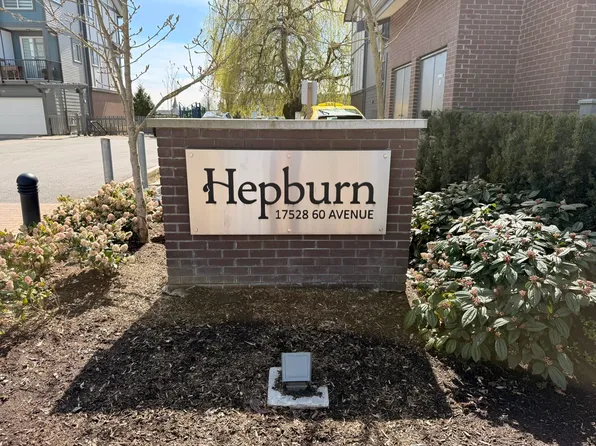 17528 60th Ave #4, Surrey, BC V3S 1T7