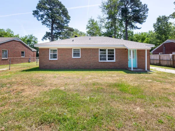 2313 Eagle Dr, Charleston, SC 29406