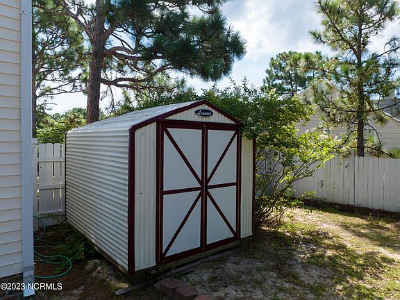 4th image of 6306 Standsberry Lane