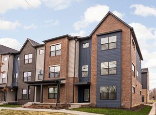 9901 Greenvine Dr, Indianapolis, IN 46290