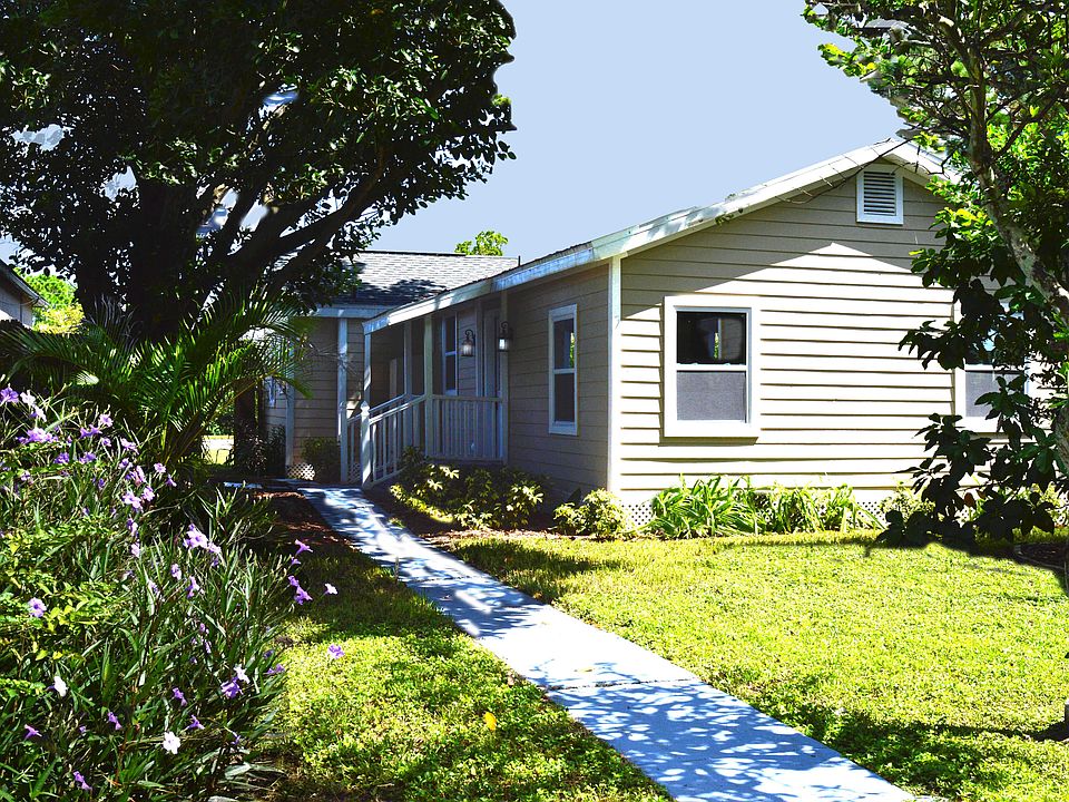 1st image of 710 77th Ave N