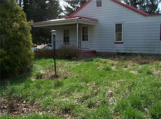 5585 Broad Run Rd, Letart, WV 25253