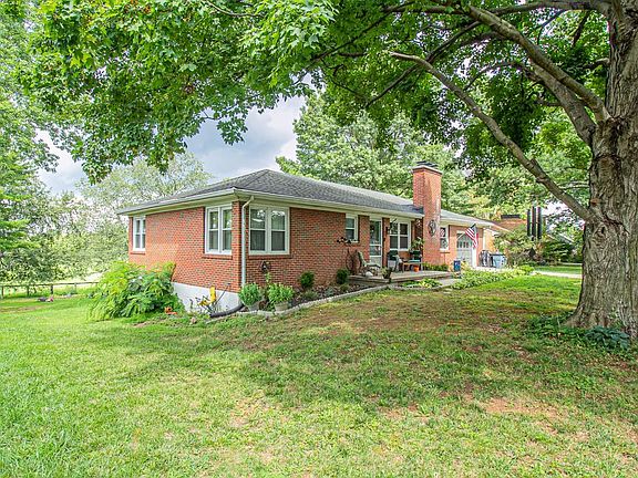 4th image of 3021 Lynnwood Dr