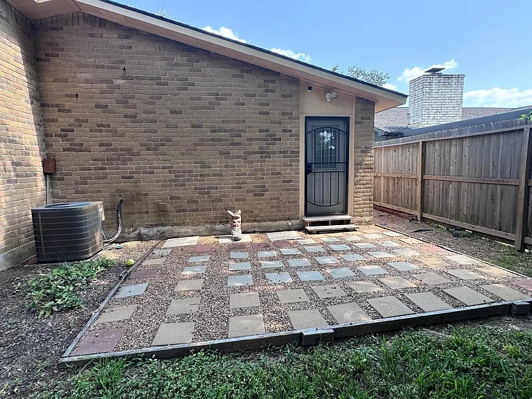 15602 Camino Del Sol Dr — Photo 22