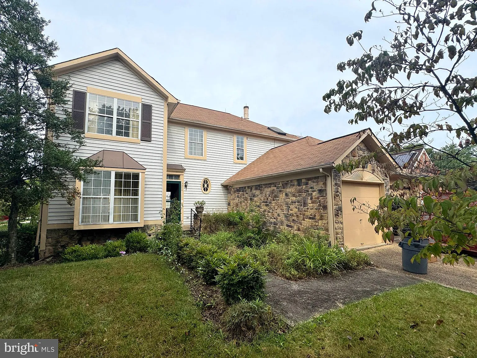 7014 Megan Ln photo 1