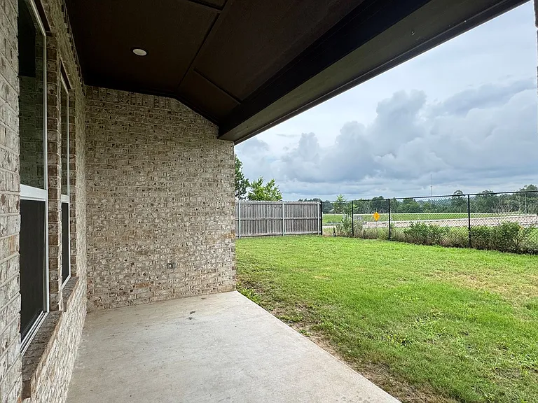 Hillside — Photo 4