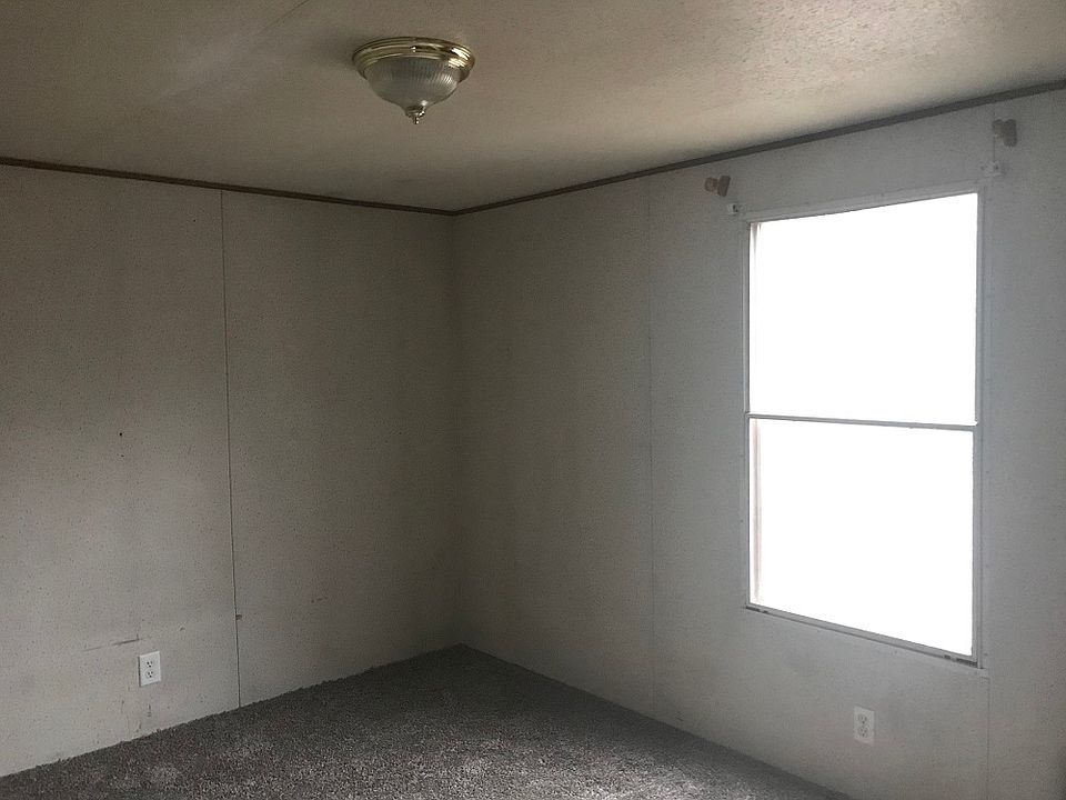 1st image of 1008 Delia Dr Lot 9