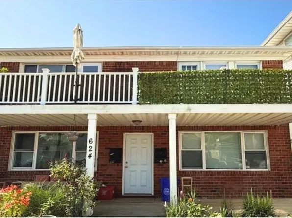 624 E Broadway APT 2, Long Beach, NY 11561