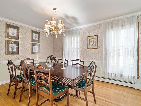 5th image of 27 Salem Ln