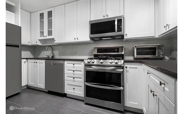 Sold by Douglas Elliman | media 3