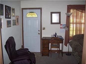 4th image of 510 Main St