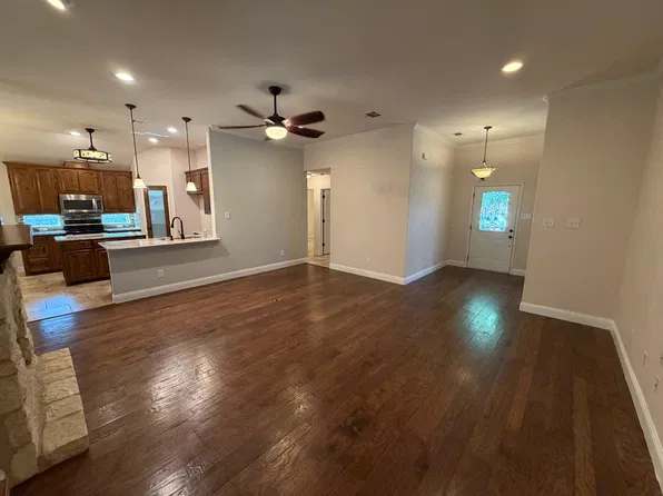 2005 Lindentree Dr, Weatherford, TX 76086