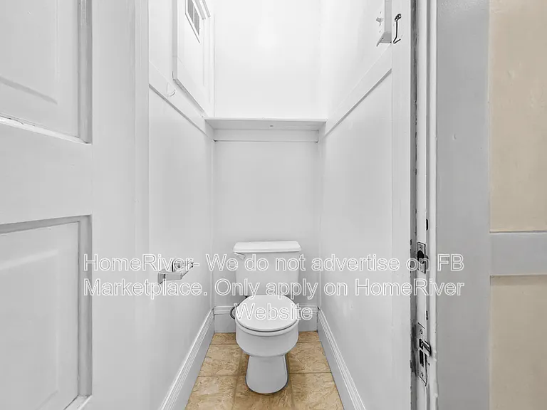 1911 N Monroe St #D — Photo 12