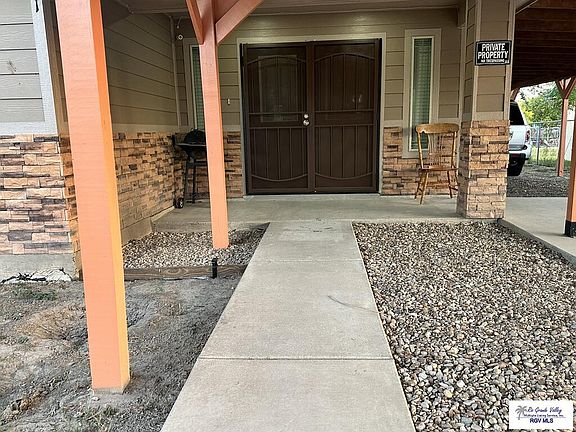 2nd image of 311 W 9th St