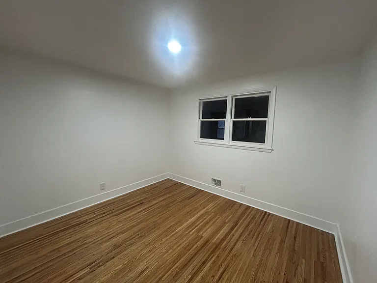 149 Brookdale Park — Photo 7