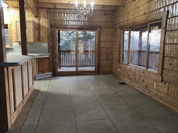 5th image of 3775 Squiresville Rd