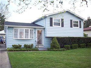 1st image of 143 Basswood Dr
