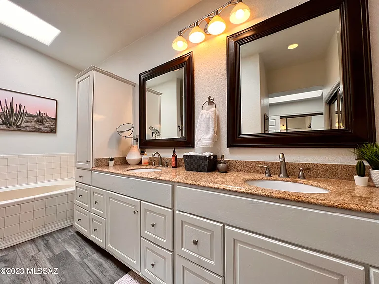 5848 N Bright Star Dr — Photo 24