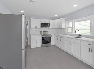 157 Fairmount Ave FLOOR 2, Newark, NJ 07103