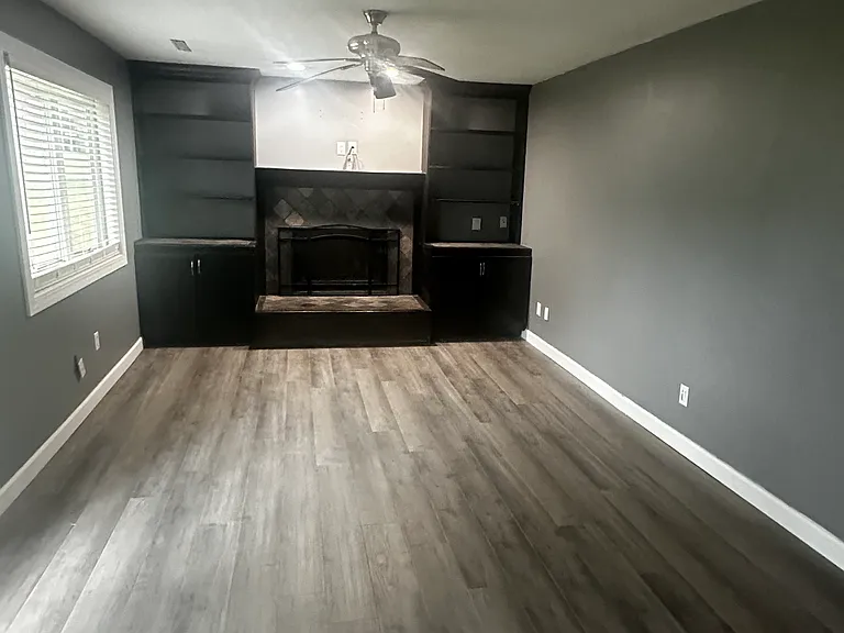 5565 NE 6th St — Photo 3