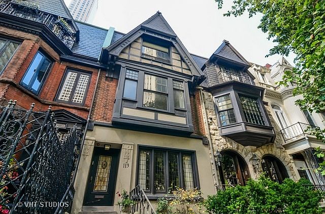 2nd image of 113 E Bellevue Pl