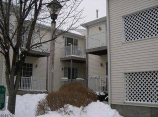 148 Potomac Dr, Basking Ridge, NJ 07920