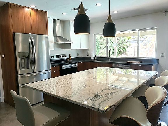 2nd image of 2835 S Calle Rosa Cir