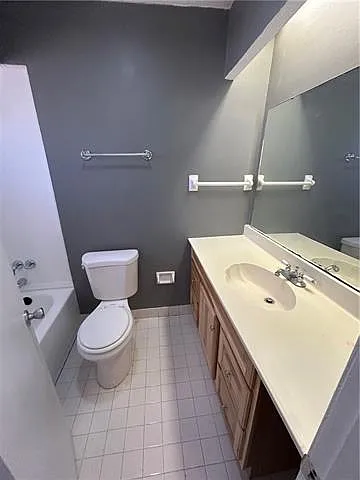112 Yorkshire Dr — Photo 12