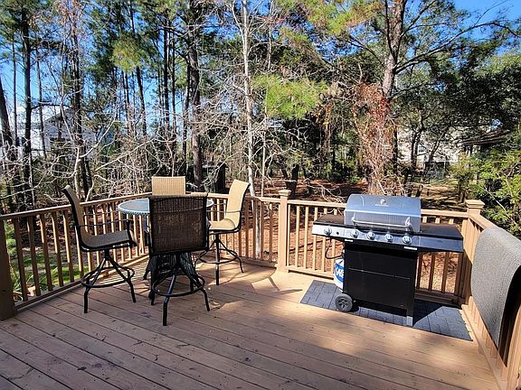 Back deck and Grill