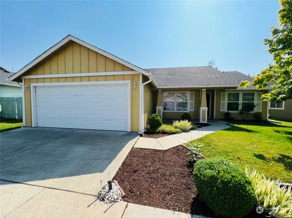 238 NW Laurella Lane NW, College Place, WA 99324