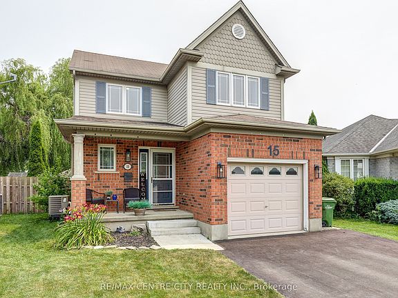 3rd image of 15 Schreyer Dr