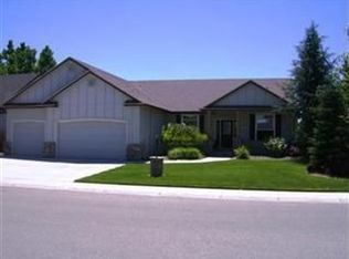 2717 E Maryland Ave, Nampa, ID 83686