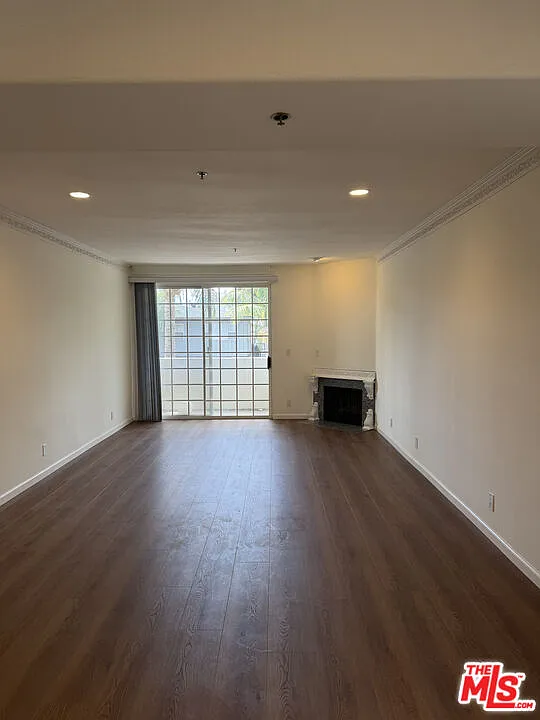 Building Photo - 1240 Amherst Ave #101
